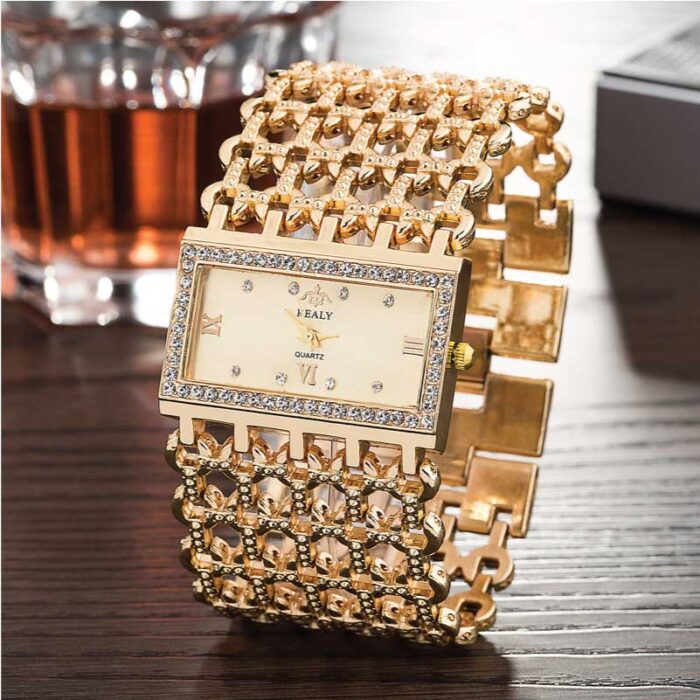Treading  Chain Bracelet Diamond And Stone Gold And Rose Gold Colour Analog Metal And Stainless Steel Belt Watch  For Women And Girls